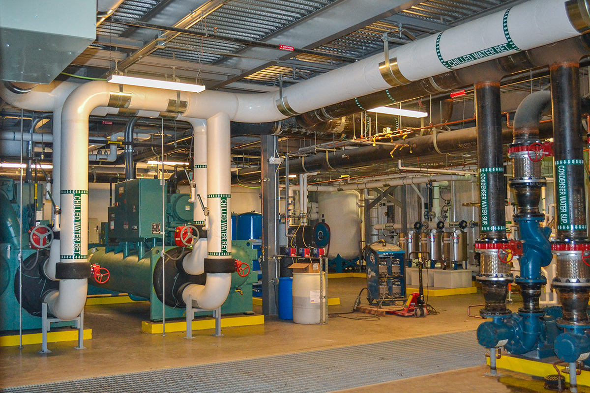 Water chillers in a cogeneration plant