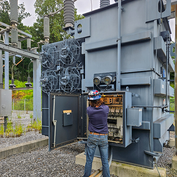 BC Energy coordinated the installation of Direct Transfer Trip (DTT) into Penn State Milton S. Hershey Medical Center's cogeneration infrastructure.